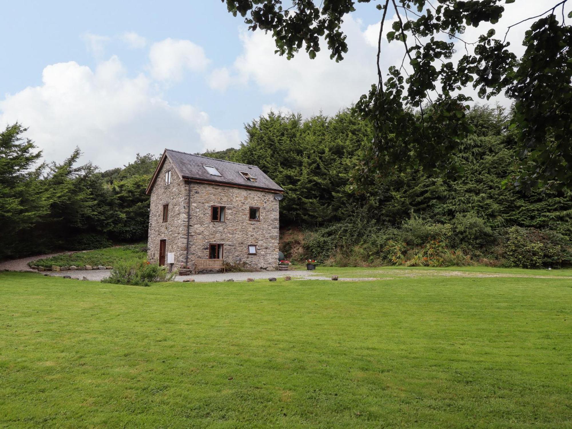 Yr Hen Felin Villa Oswestry Exterior photo