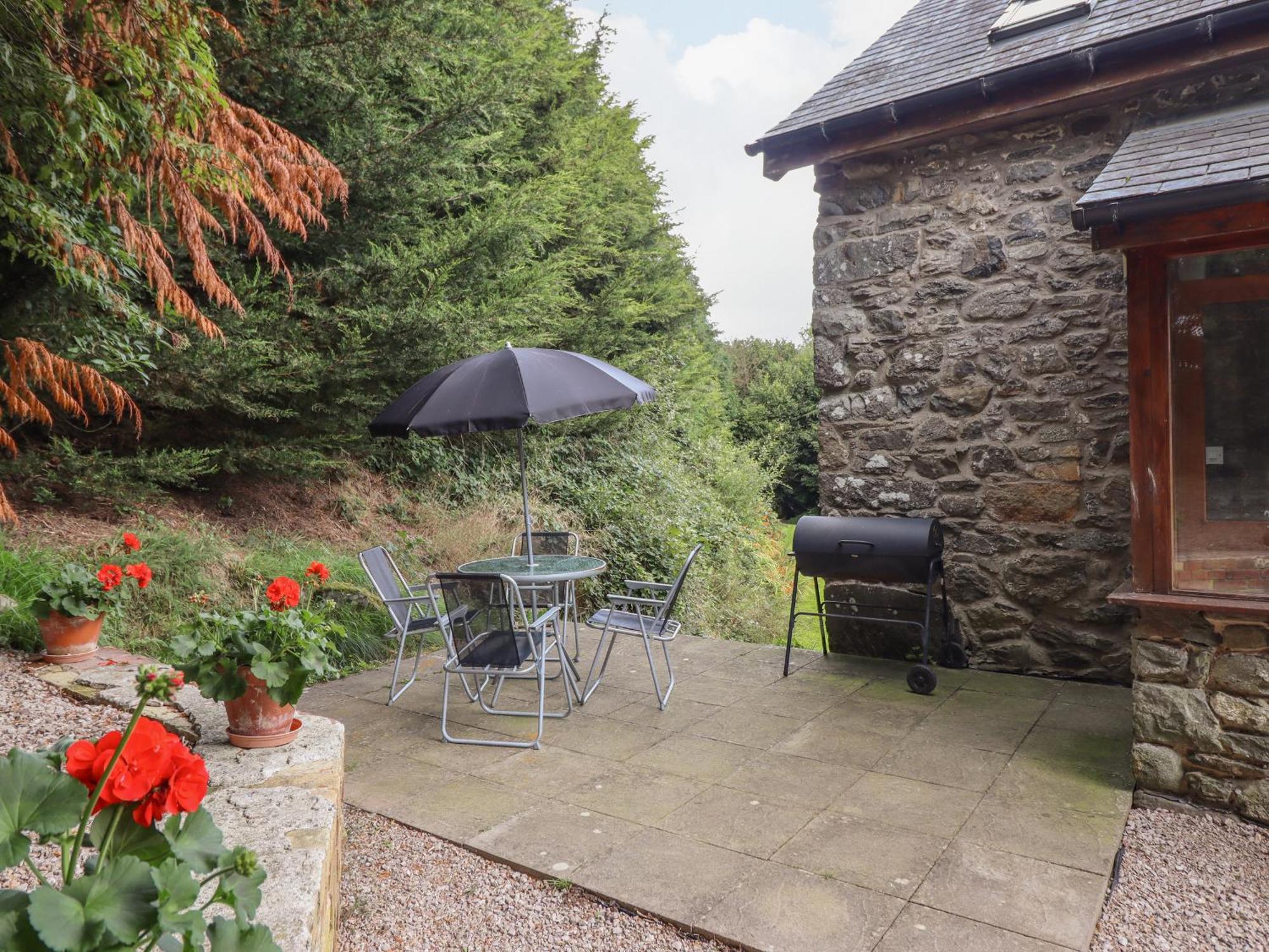Yr Hen Felin Villa Oswestry Exterior photo
